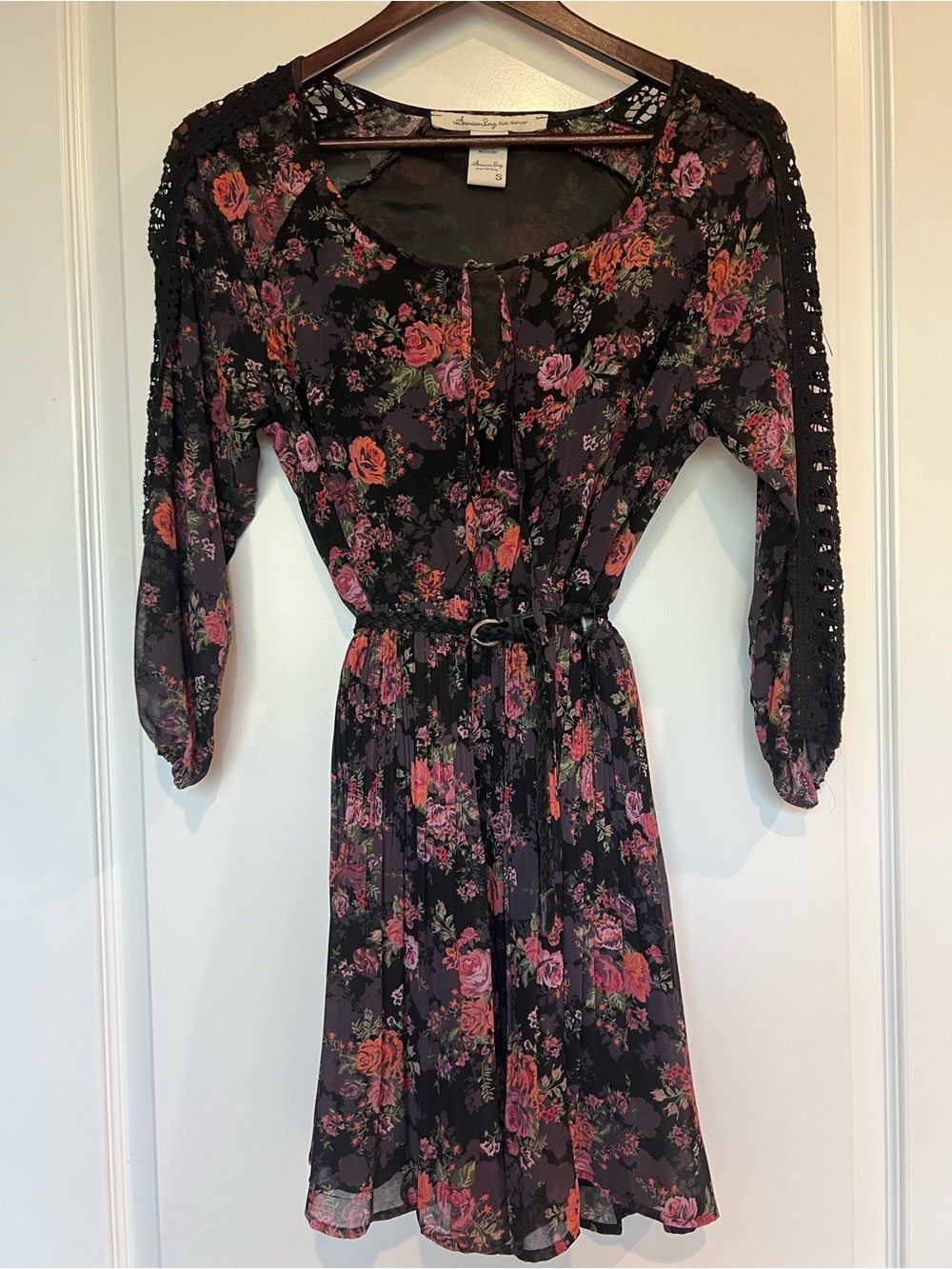 Boho Floral Chiffon Peasant Dress with Black Crochet Lace Accent Sleeves Sz S - Picture 1 of 6